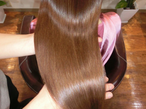 大宮にある美容室・美容院「Bloom hair（ブルームヘア）」のブログ記事「ダメージ部分を切る前に！！」